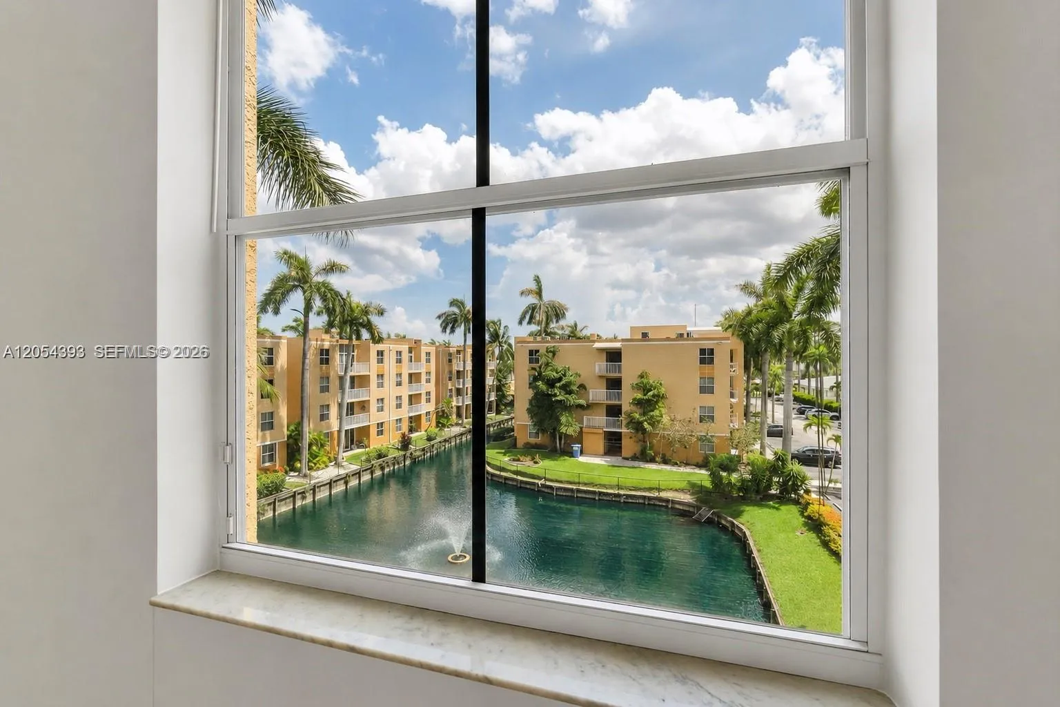 Priimary bedroom view
