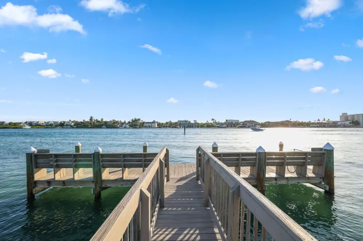 Day Dock