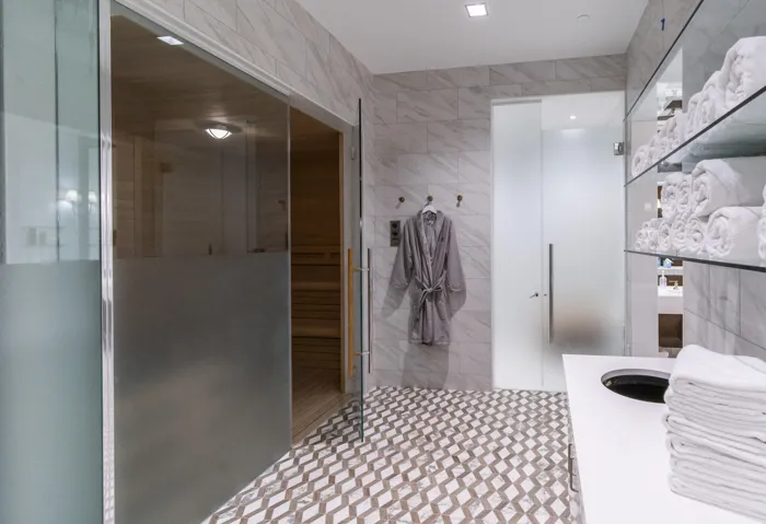 Spa Ladies Bathroom 2 - Sml