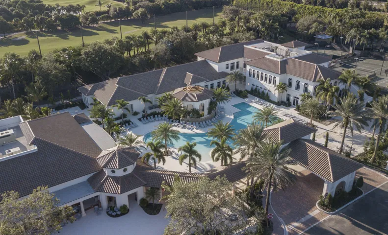 Lifestyle Complex Aerial
