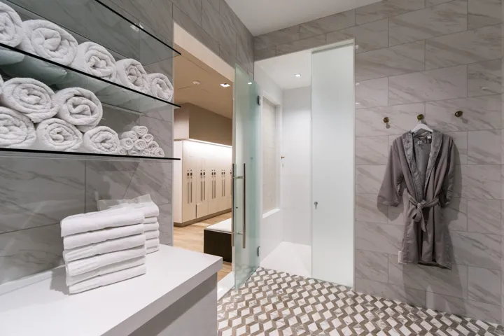 Spa Ladies Bathroom 3 - Sml