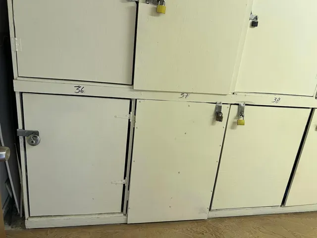 Storage Locker in laundry rm IMG_5424
