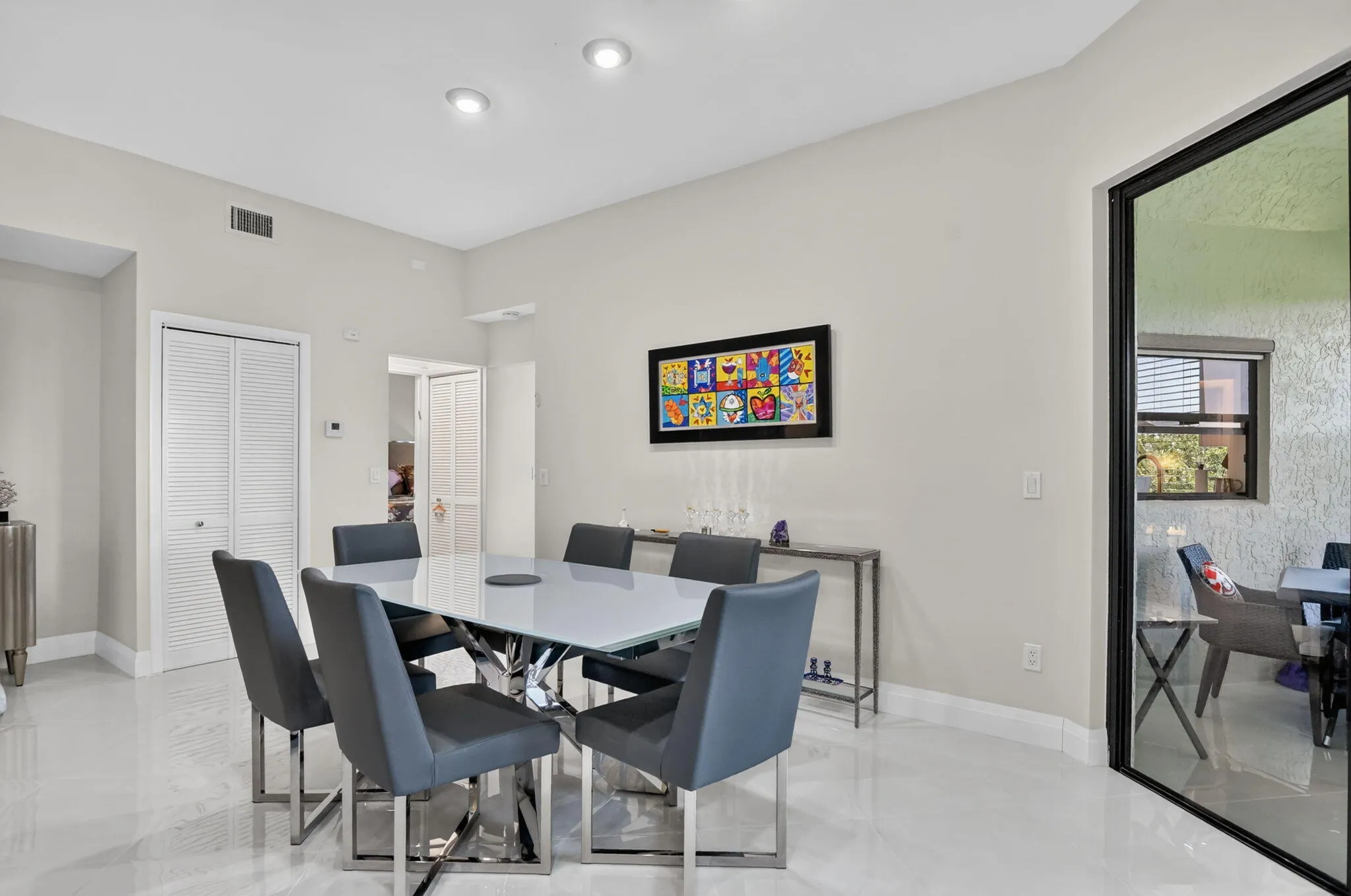 dining room