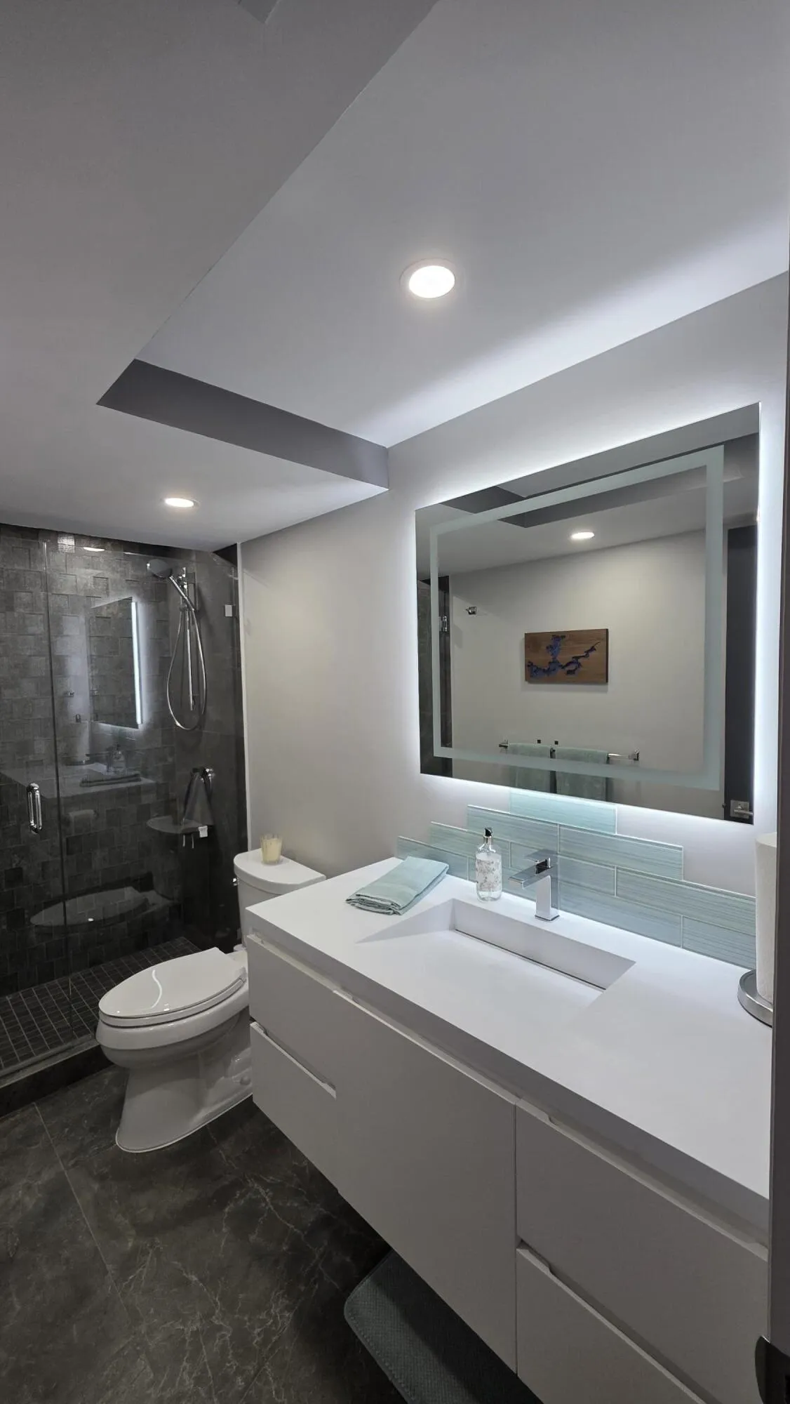 guest bath side view
