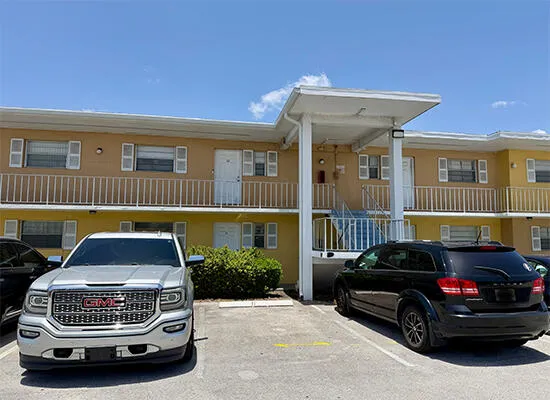 1505 Crescent Circle, A12 Lake Park - 2 Beds 1.5 Baths 847sf 2nd Floor