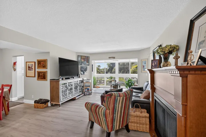 3590-Via Poinciana (1)