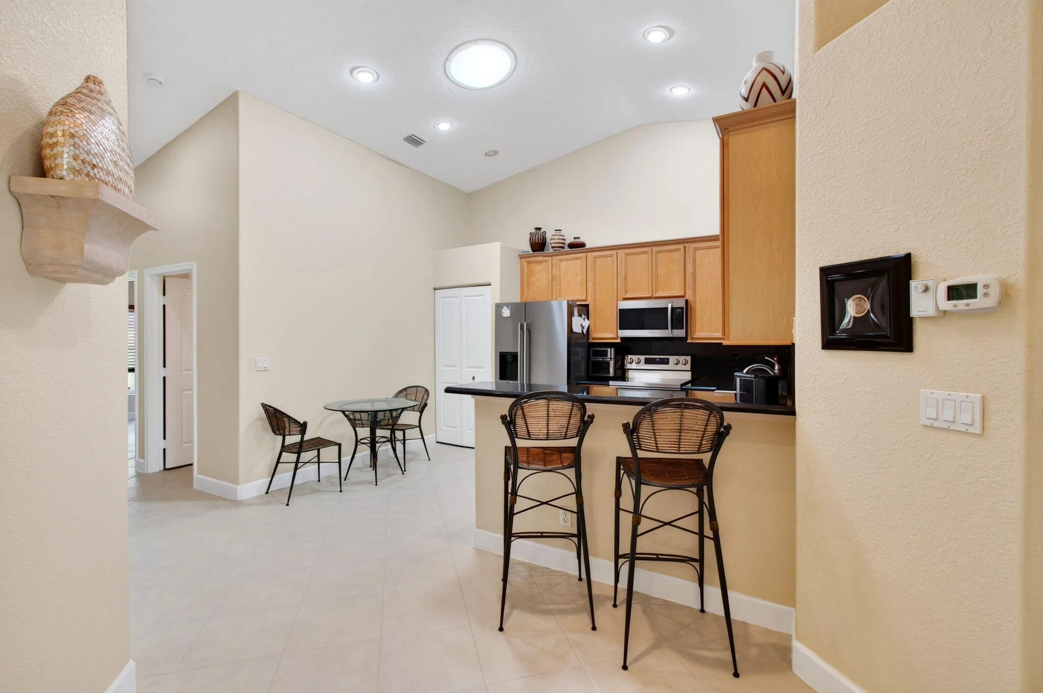 Eat in Kitchen
