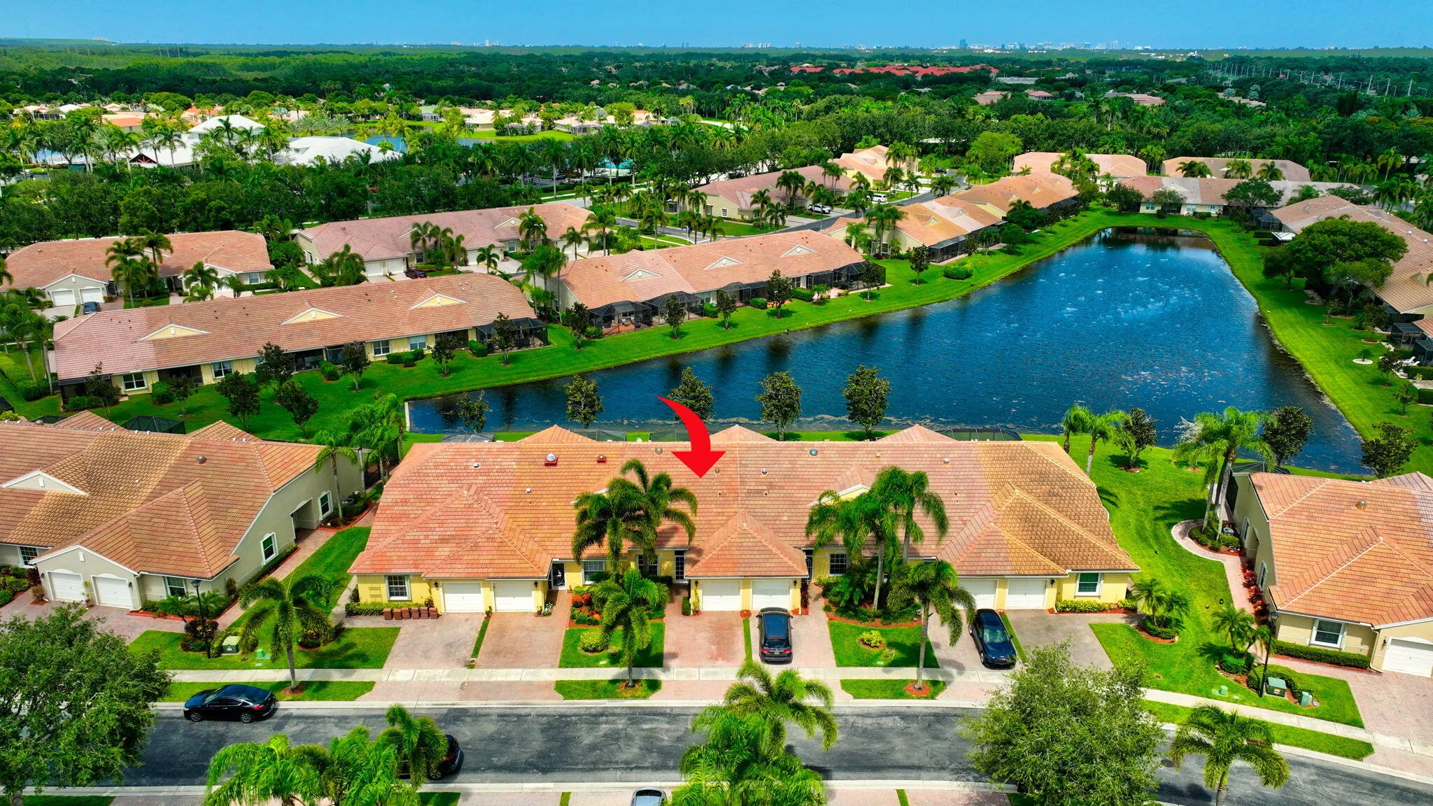 Stunning Lake Location