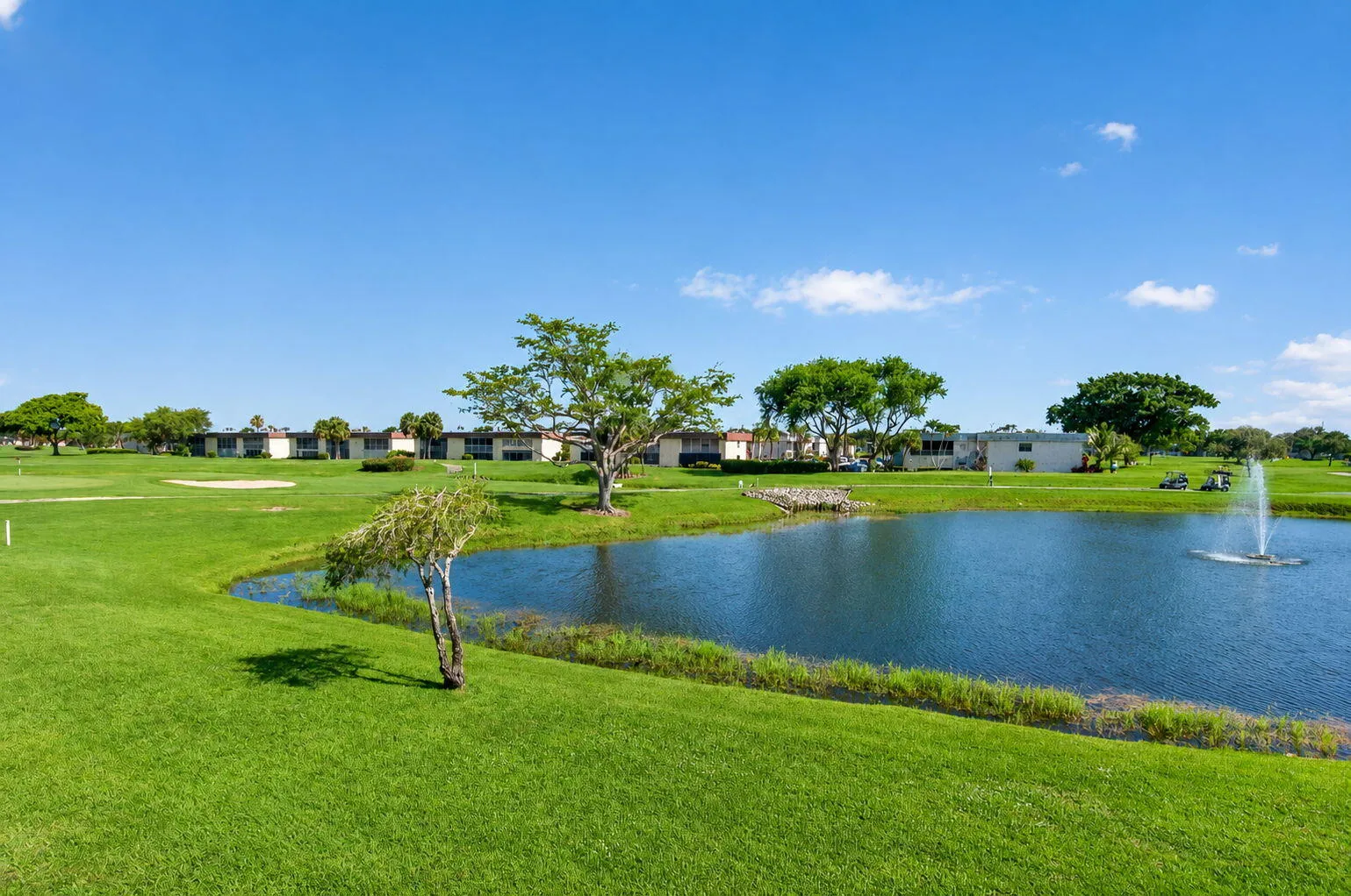Kings Point Lake View Capri G