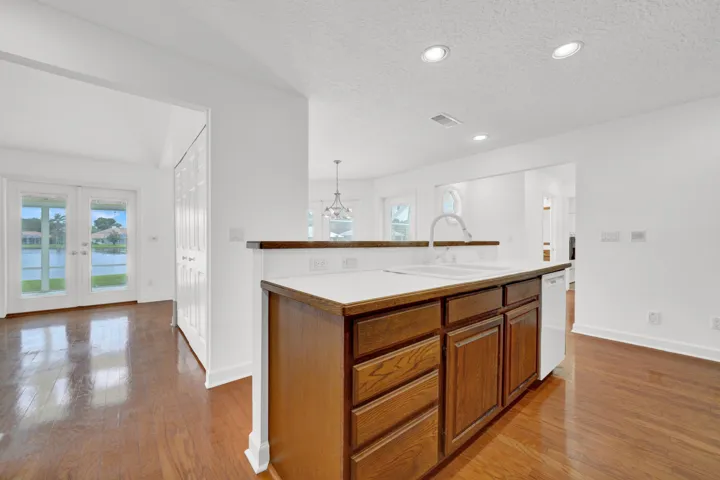 Kitchen Island to Family Room