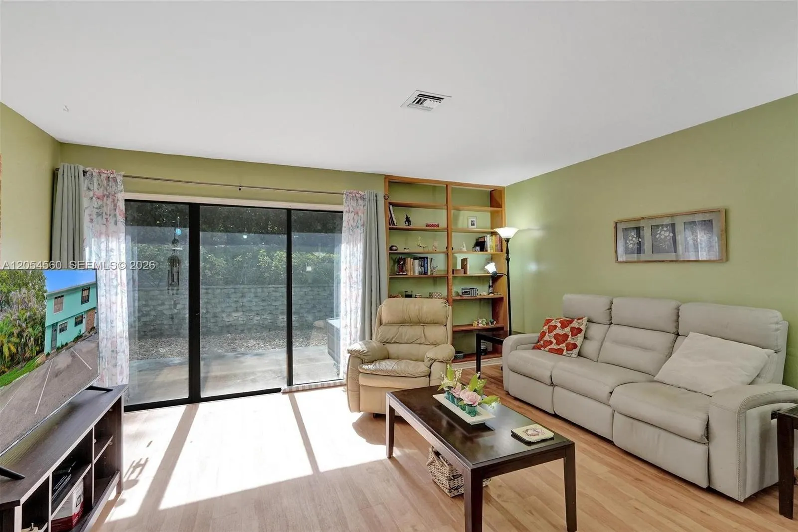 Property photo 11