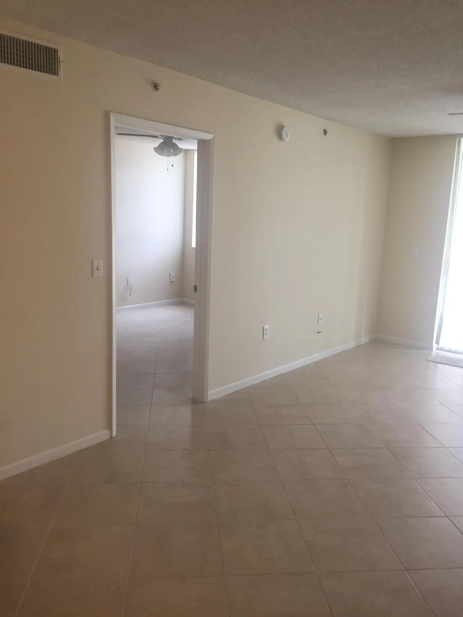7912 Sonoma 107 057