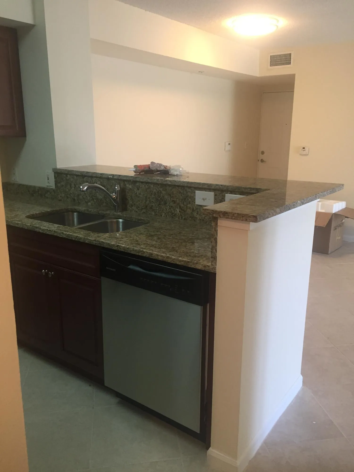 7912 Sonoma 107 081