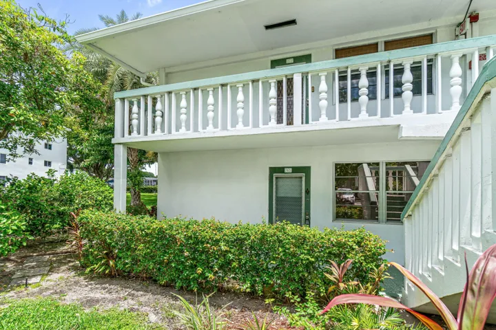 006-265NewportDrive-DeerfieldBeach-FL-33