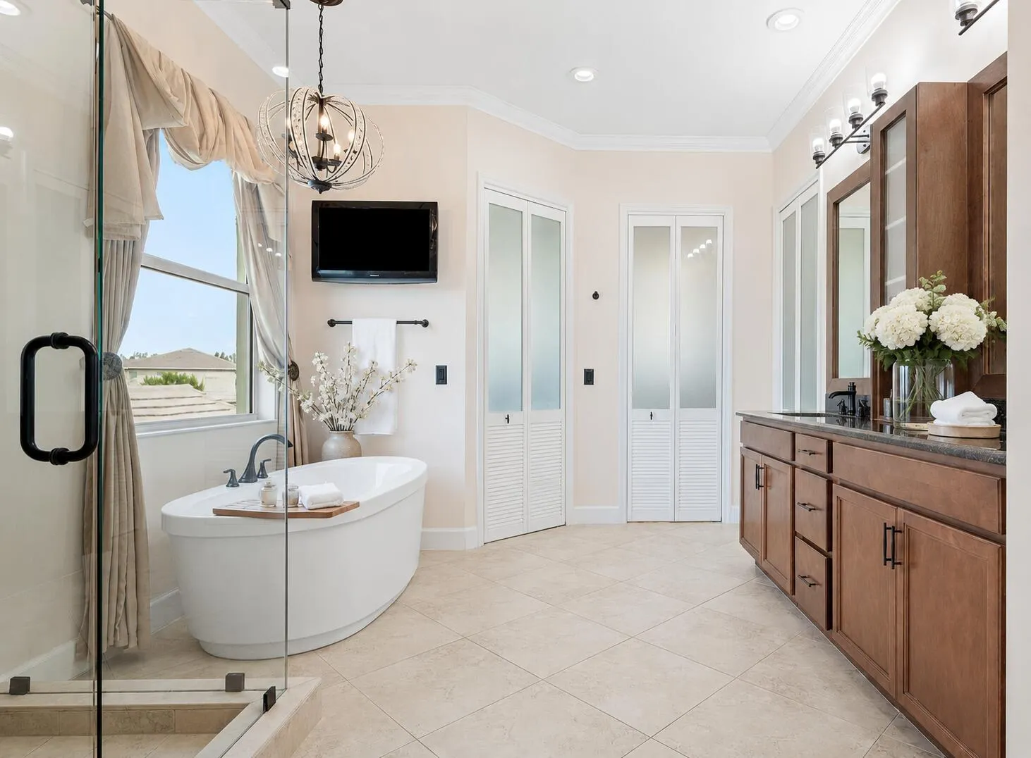 15938 Bathroom 1