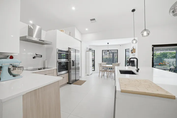 Kitchen-B (1)