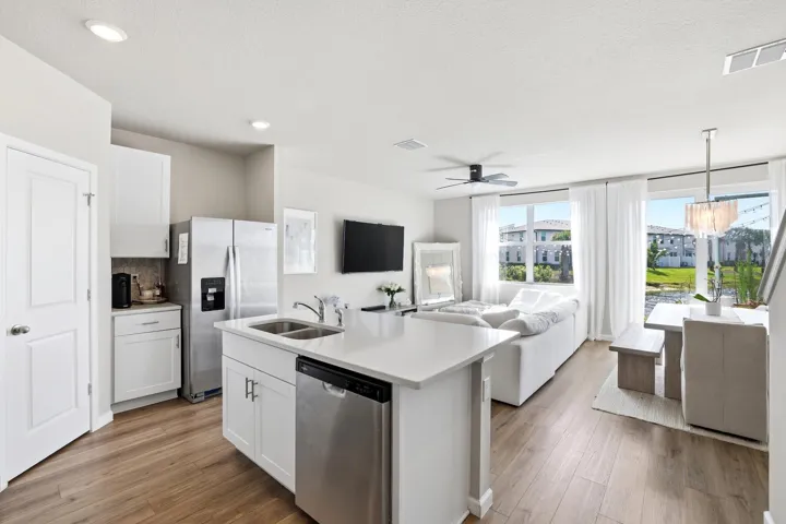 Kitchen and Living