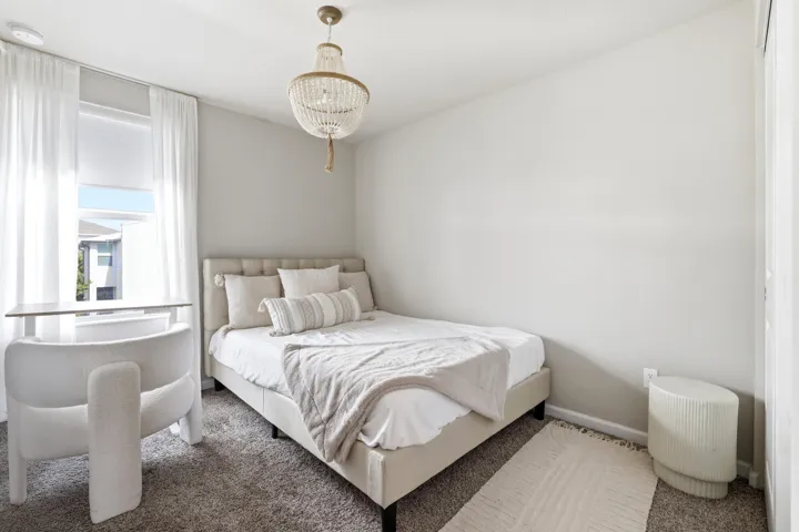 Guest Bedroom 1