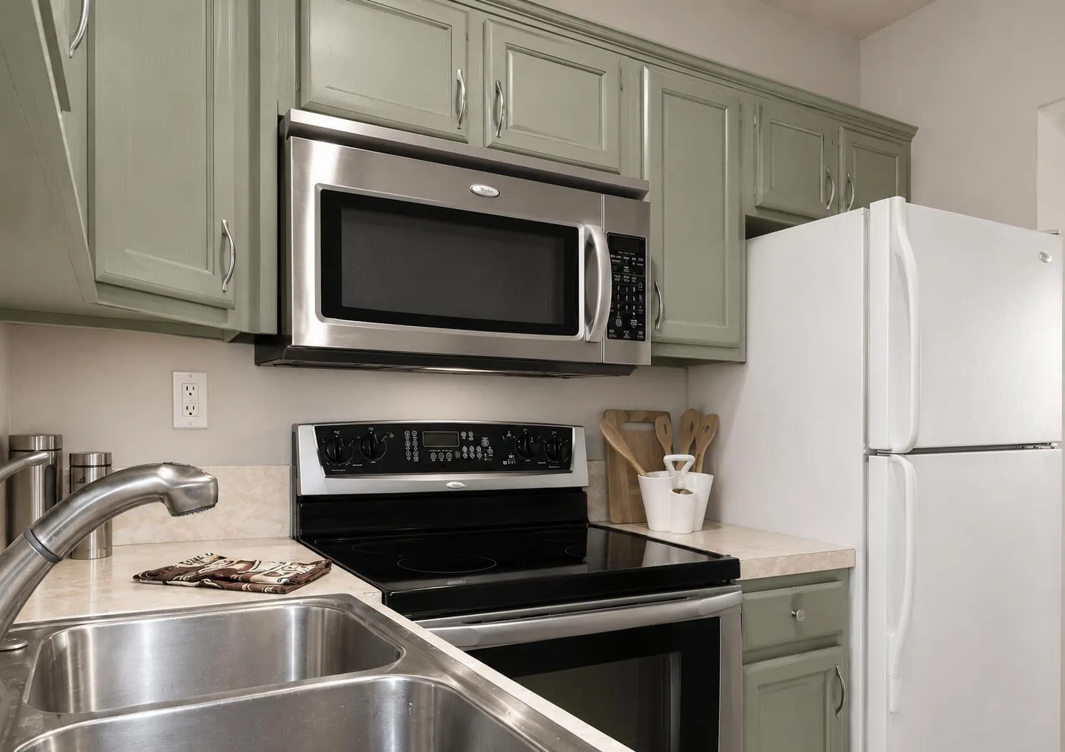 10 Kitchen