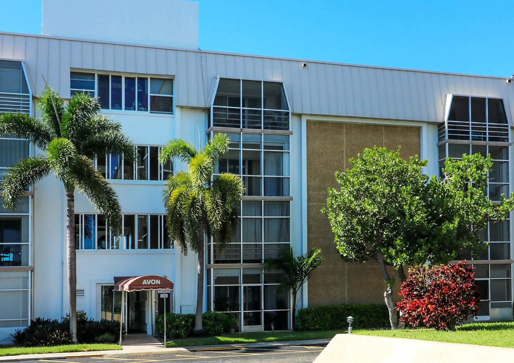 33 Avon Building