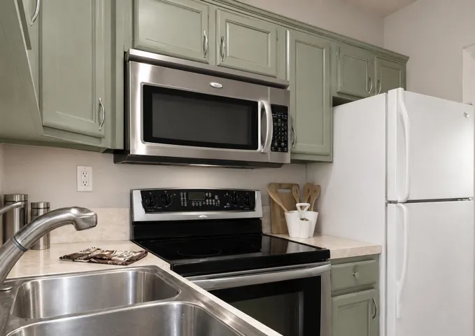 10 Kitchen