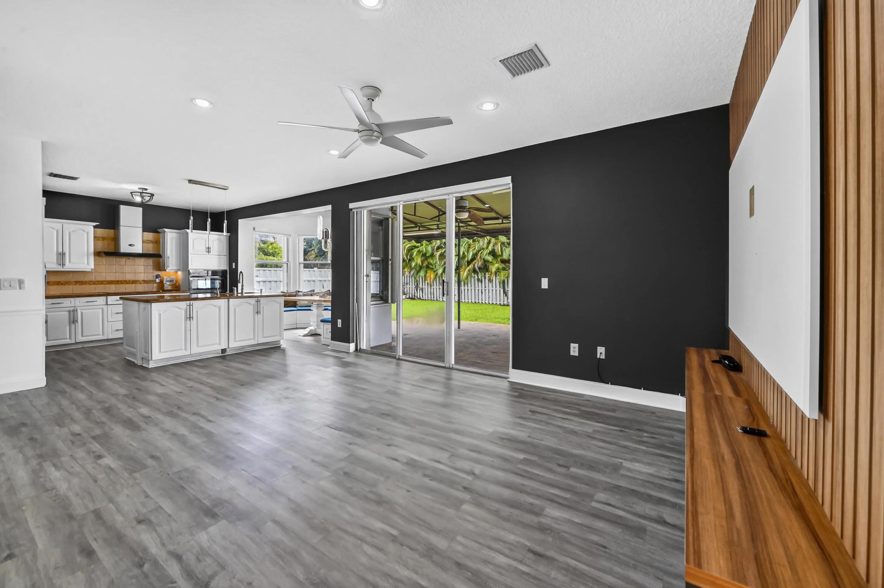 10 Dining room 02