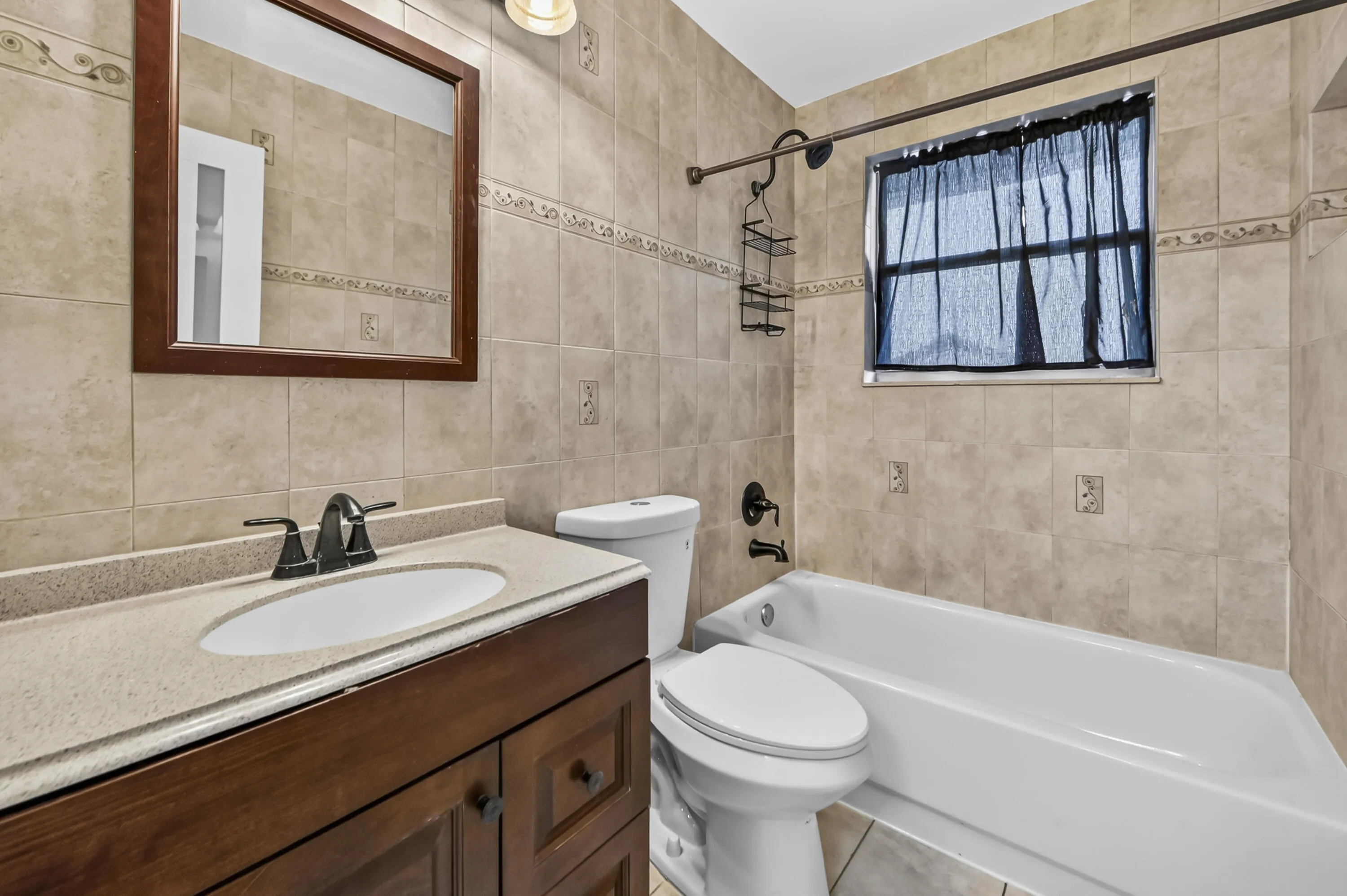 29 Bathroom 01