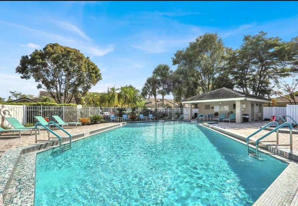Parisian Pool