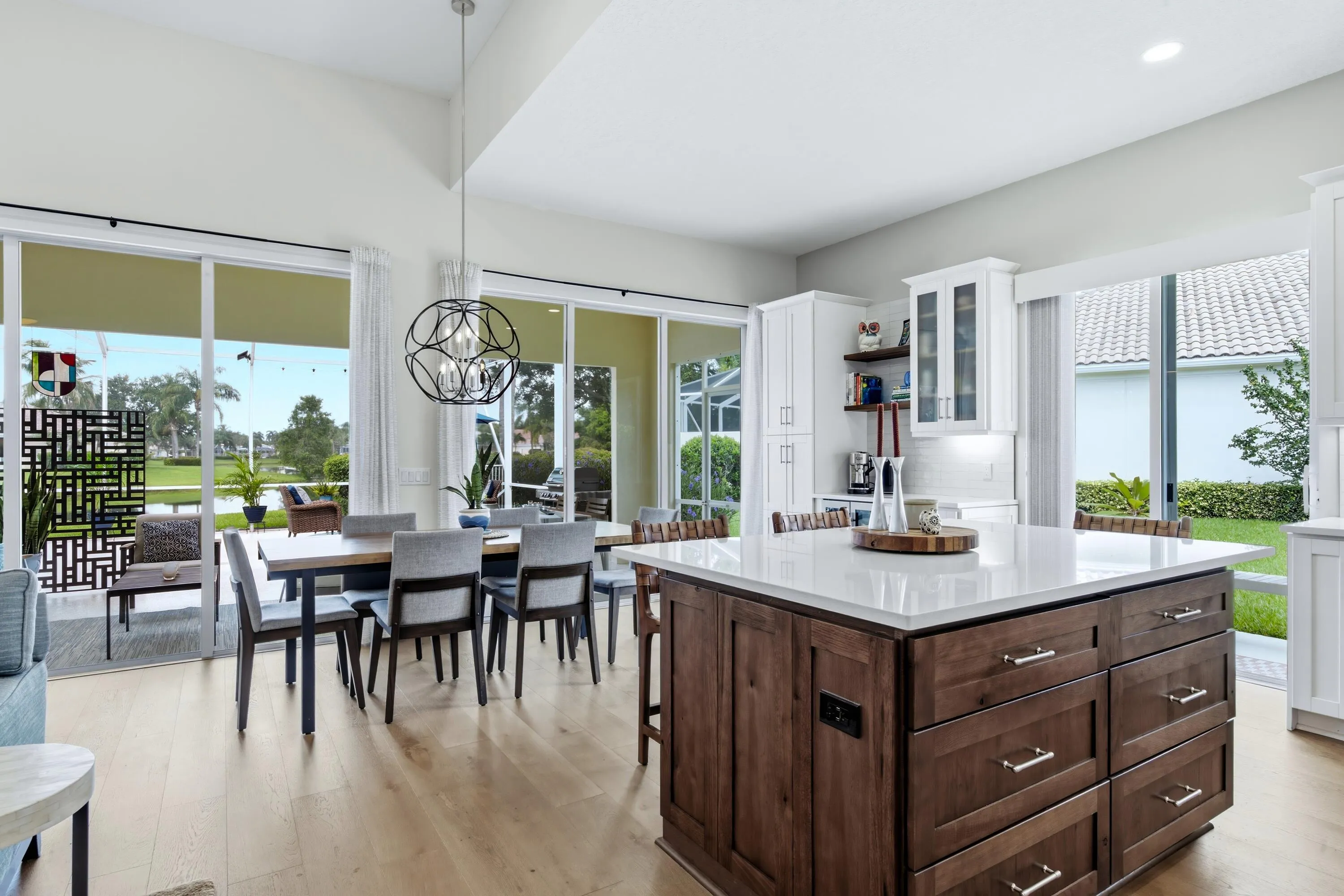 Kitchen/Dining