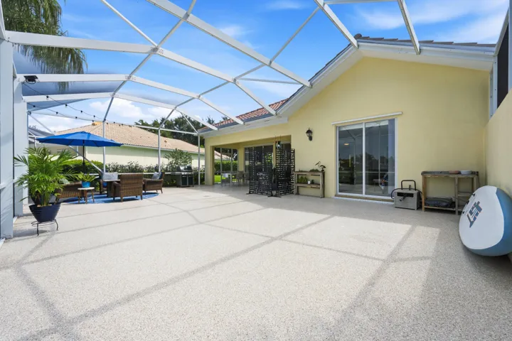 Screened Patio