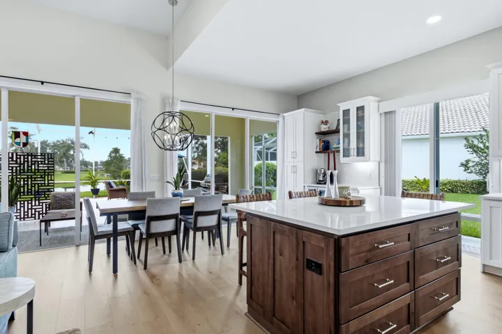 Kitchen/Dining