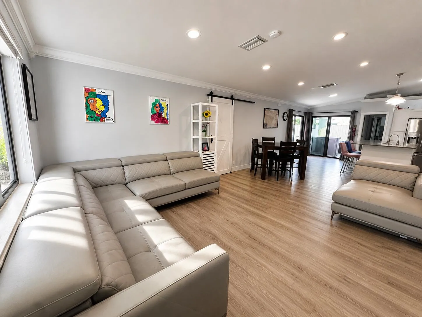 6995 Living room3