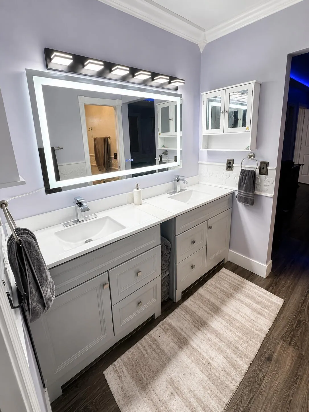 6995 Main Bathroom8