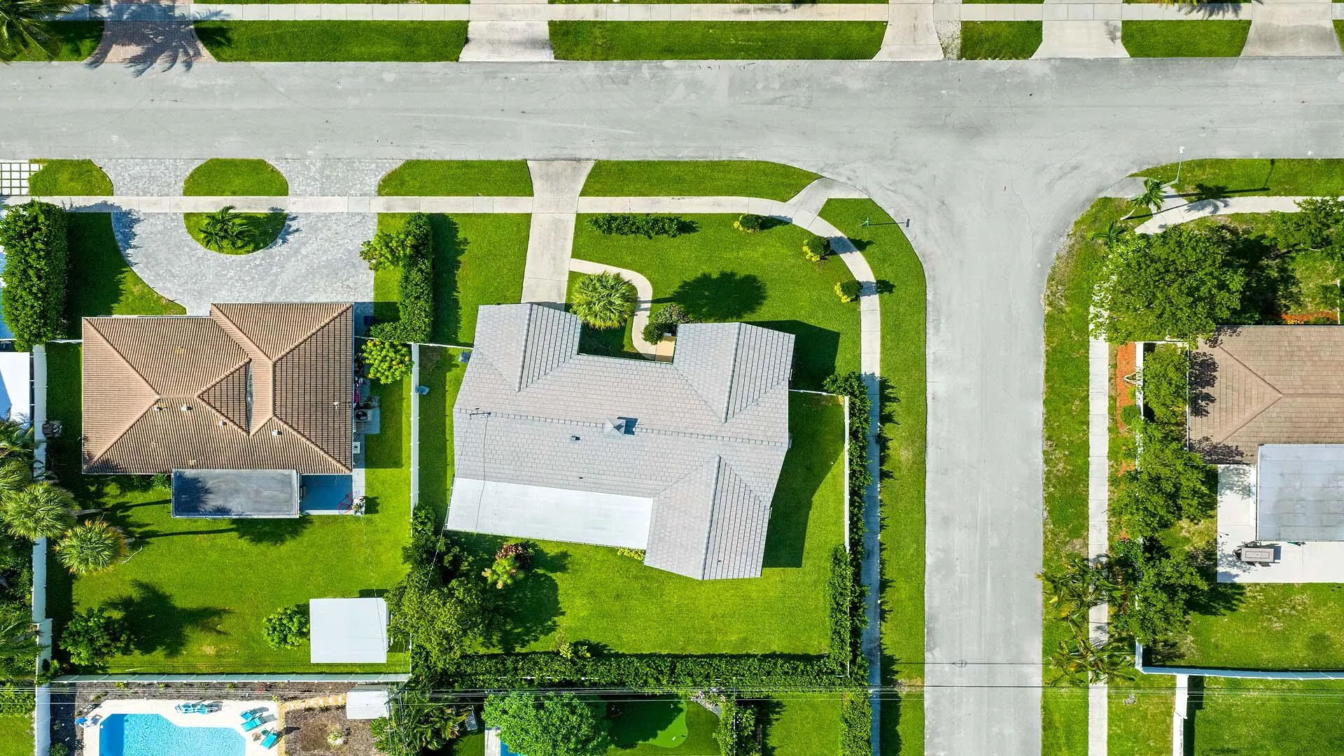 1099 SW 12th St (25)