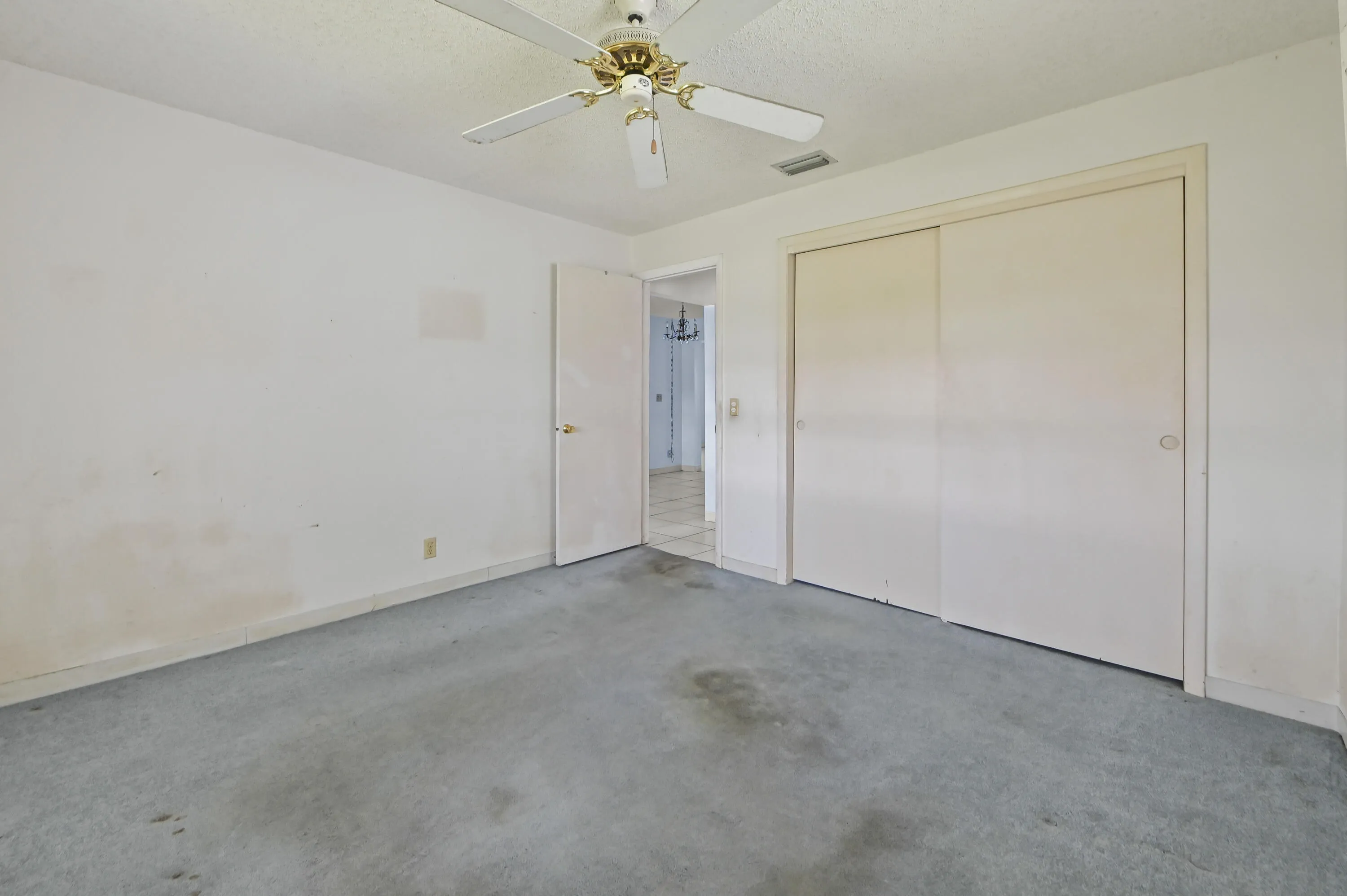 12 Bedroom 02