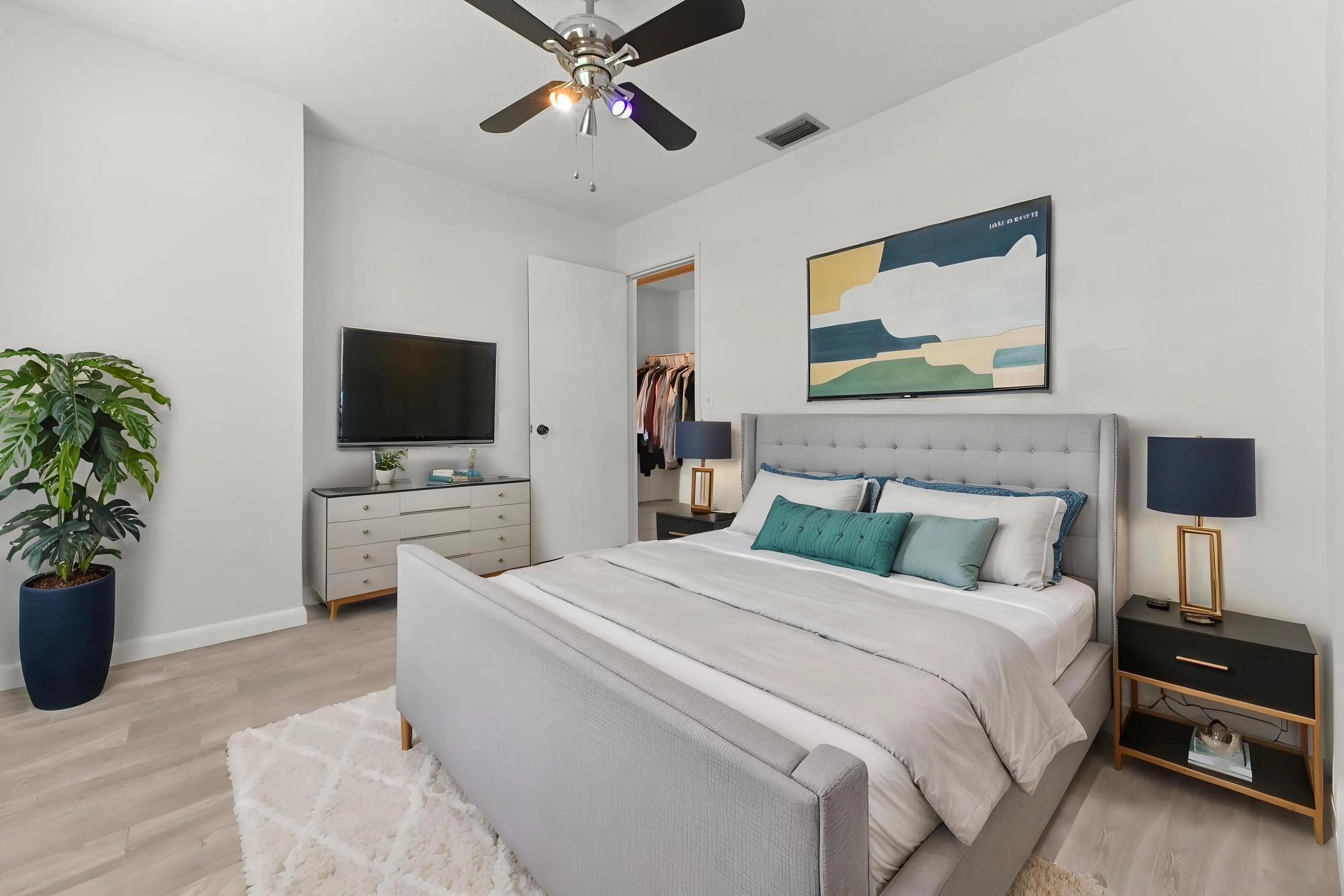 12-Bedroom-02_VS