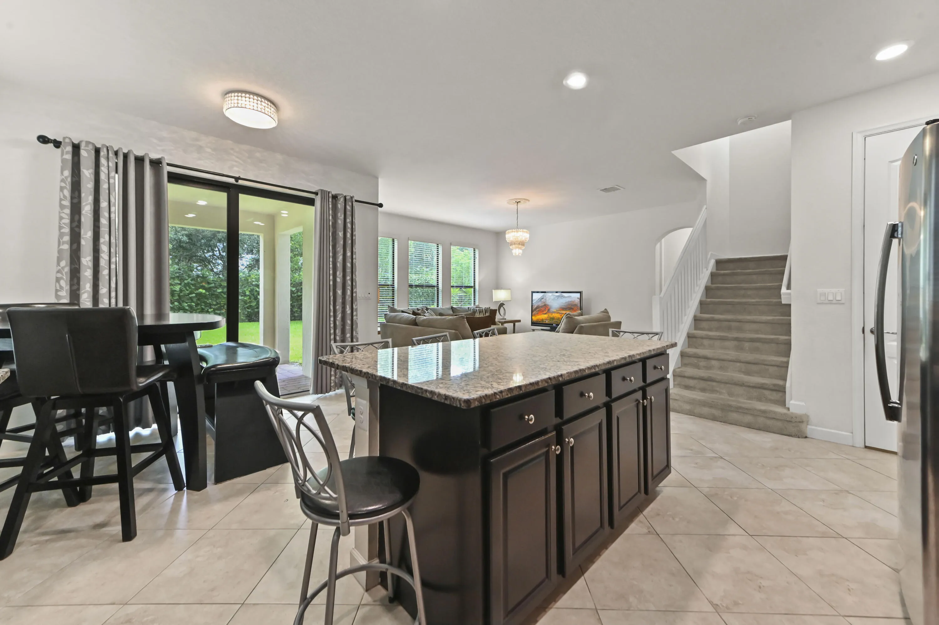 12 Kitchen 04