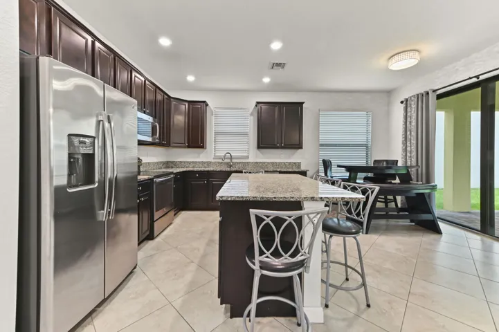 13 Kitchen 05