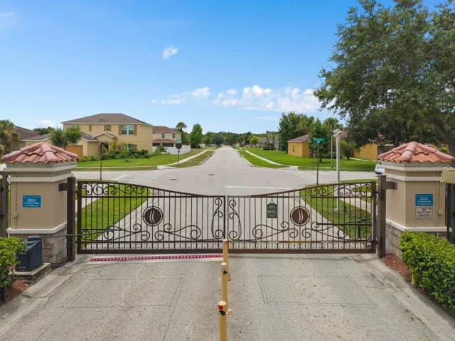 49-web-or-mls-4156 Key Colony Pl-49