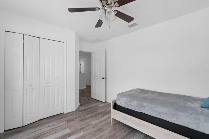 18-web-or-mls-4156 Key Colony Pl-17