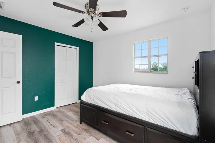 29-web-or-mls-4156 Key Colony Pl-28