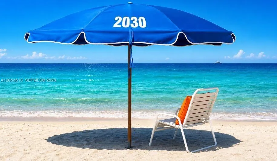 STEPS TO THE BEACH LOCATION WITH FULL BEACH SERVICE