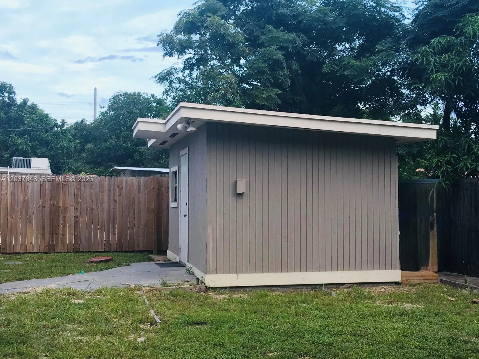 Shed