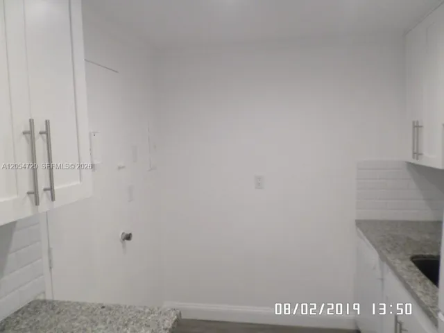 1865 79 ST CAUSEWAY # 6J NORTH BAY