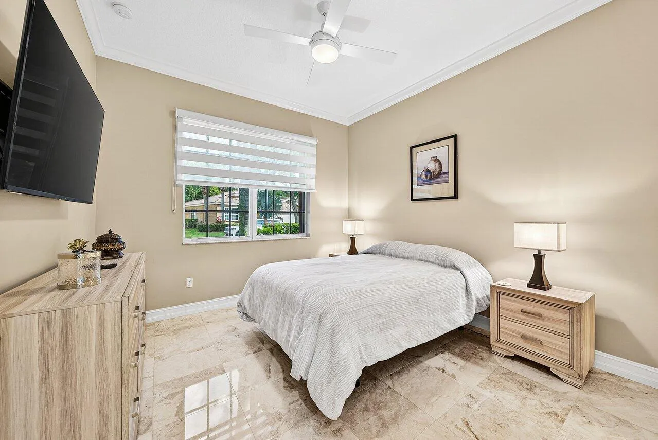 020-10888DeerParkLane-BoyntonBeach-FL-33
