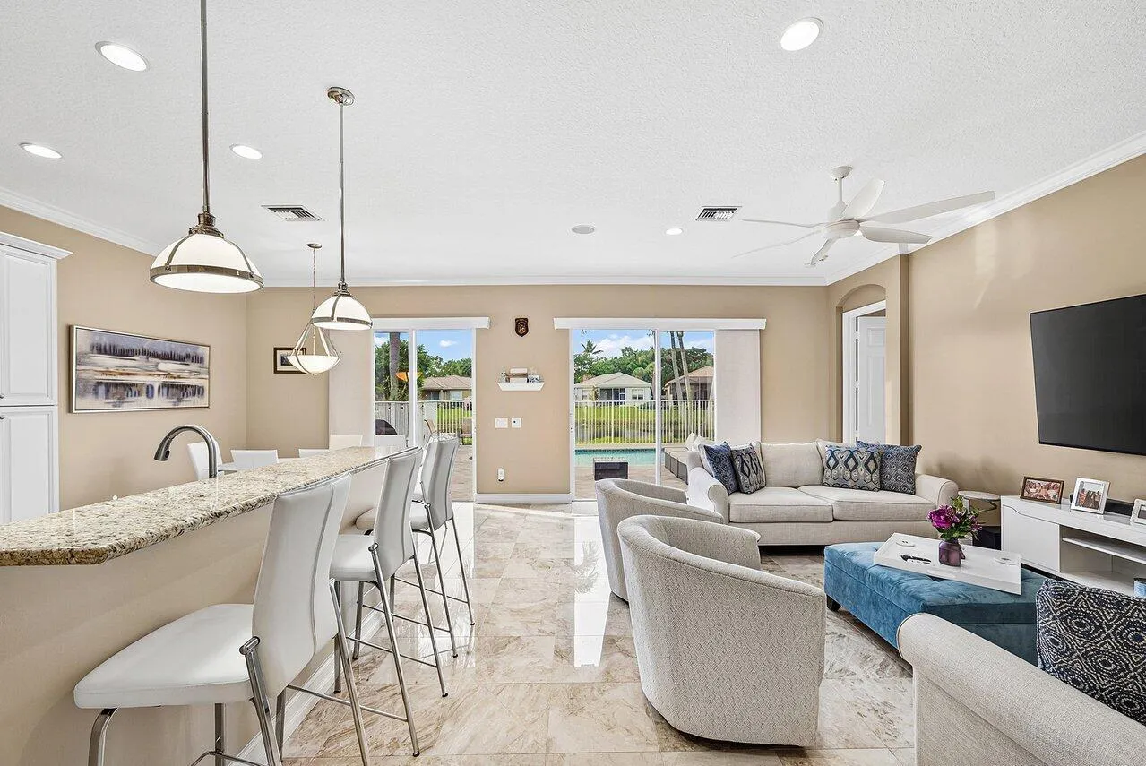 007-10888DeerParkLane-BoyntonBeach-FL-33