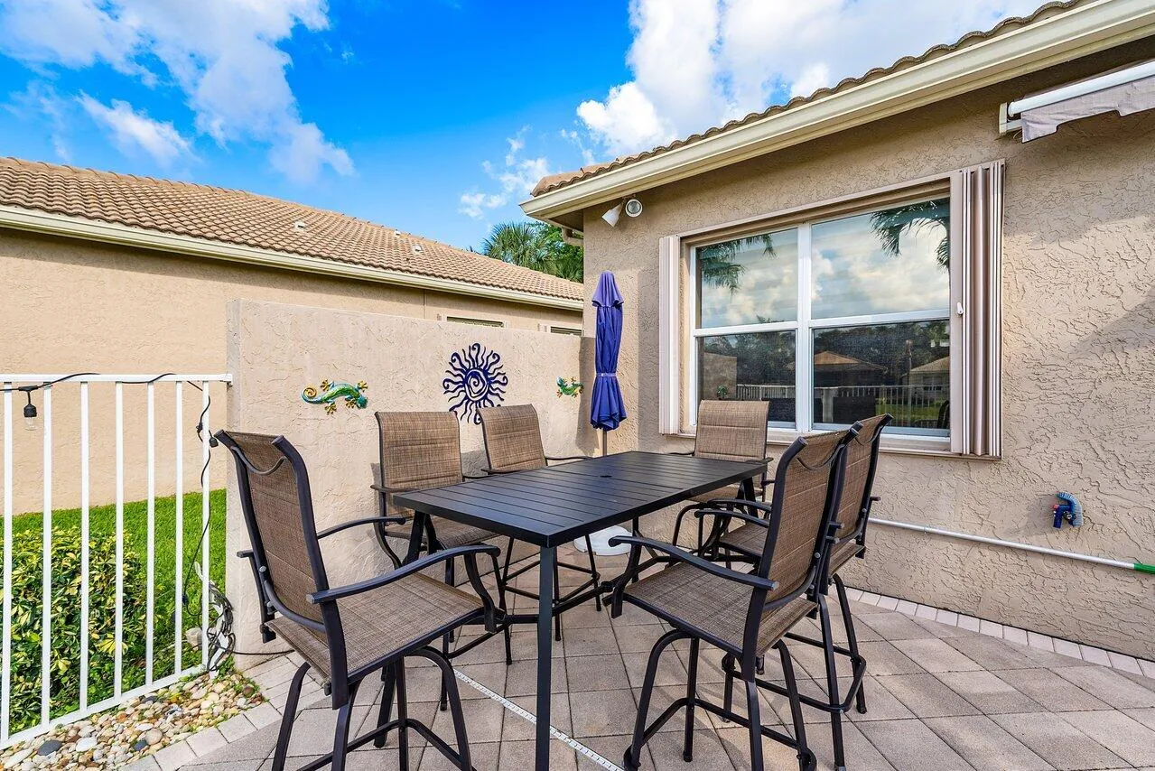028-10888DeerParkLane-BoyntonBeach-FL-33