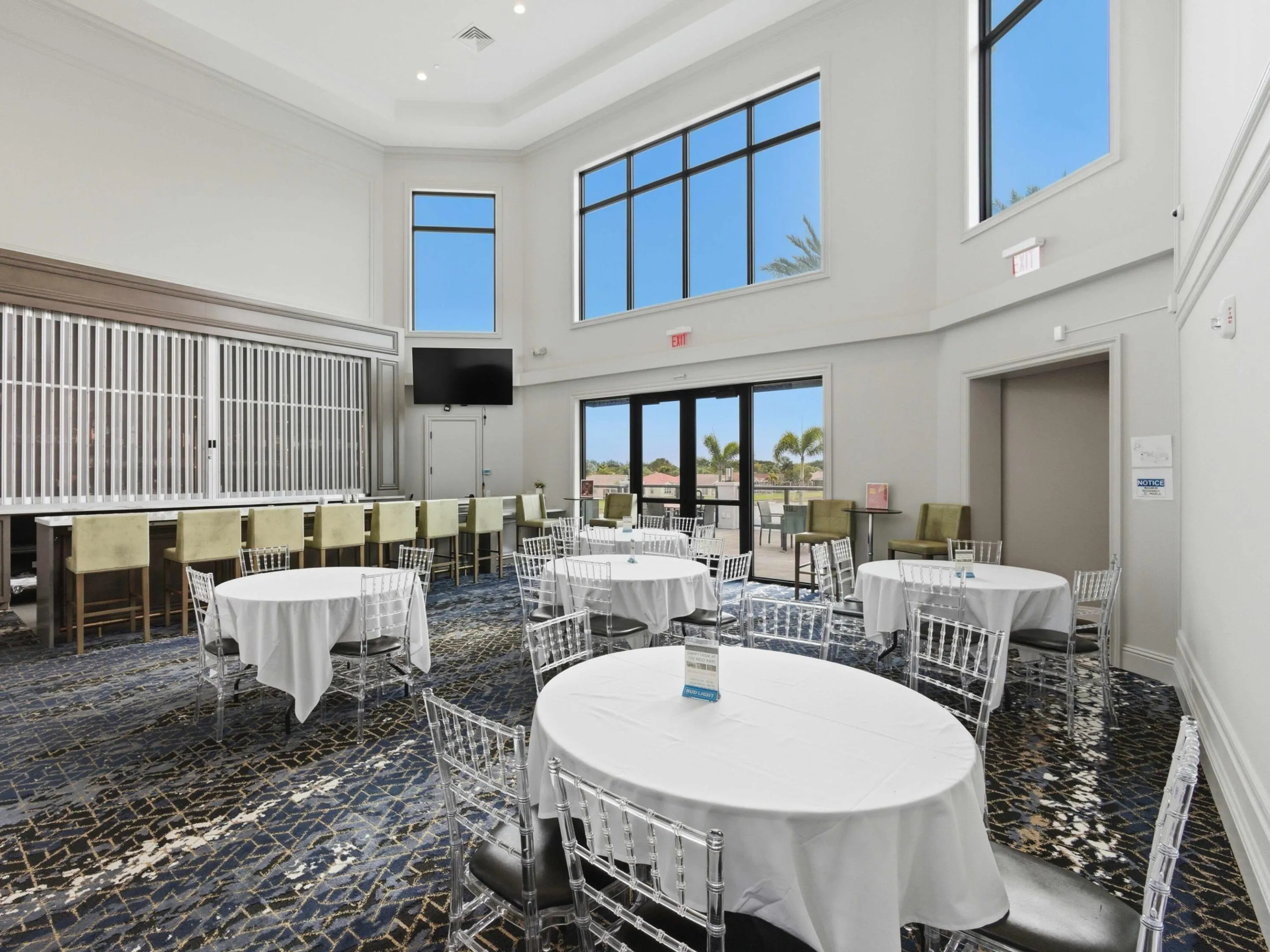 Clubhouse Bar