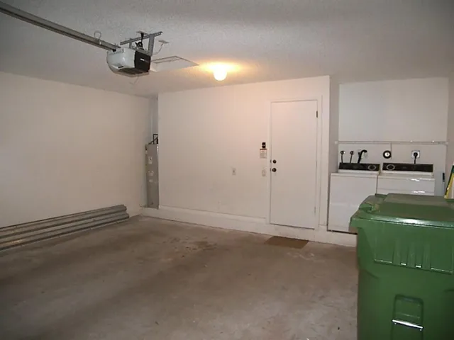 Photo 30