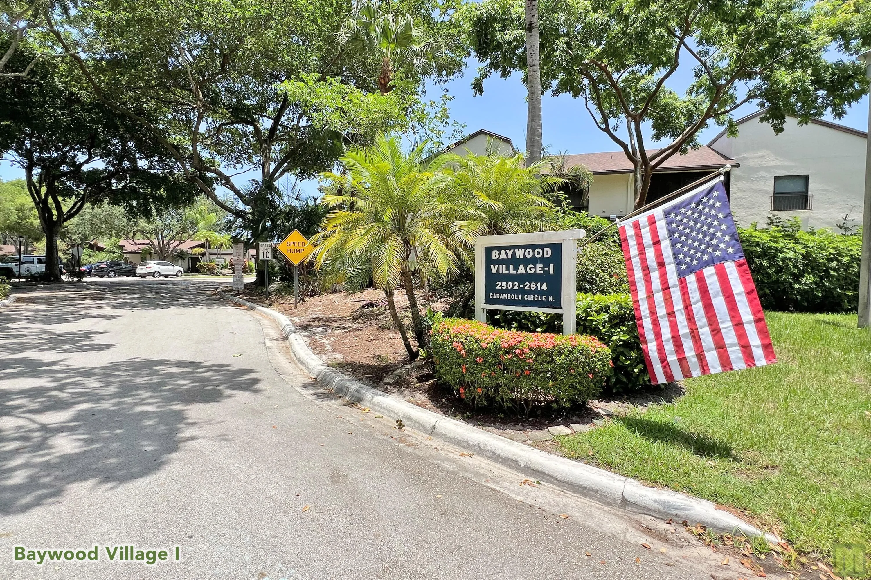 Baywood Village Entrance
